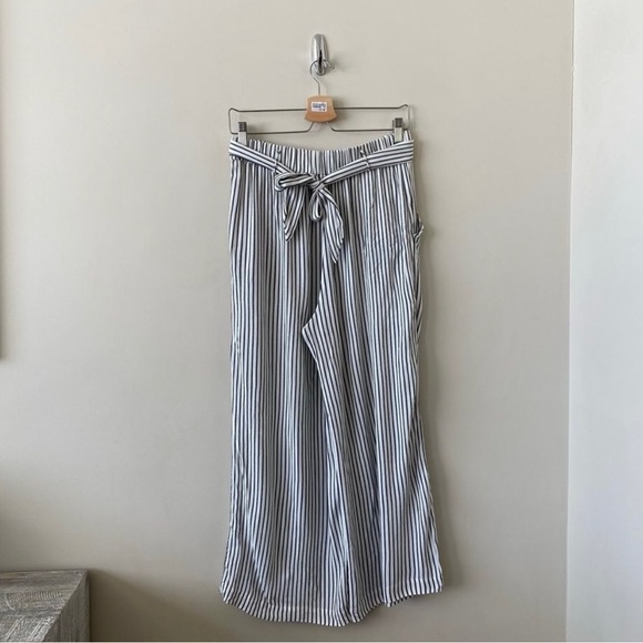 Aritzia-Faun Stripe Wide Leg Tie Back Pants (Medium) - Picture 3 of 5